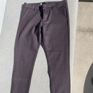 KUT narrow fitted flannel feel flattering pants